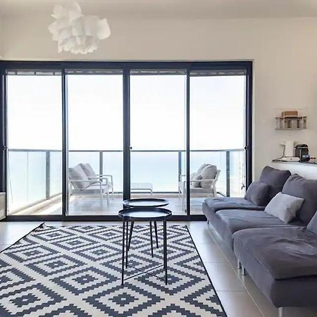 Oַ&O Group- Luxury Apt Tower Best Sea View Bat Yam Exterior foto