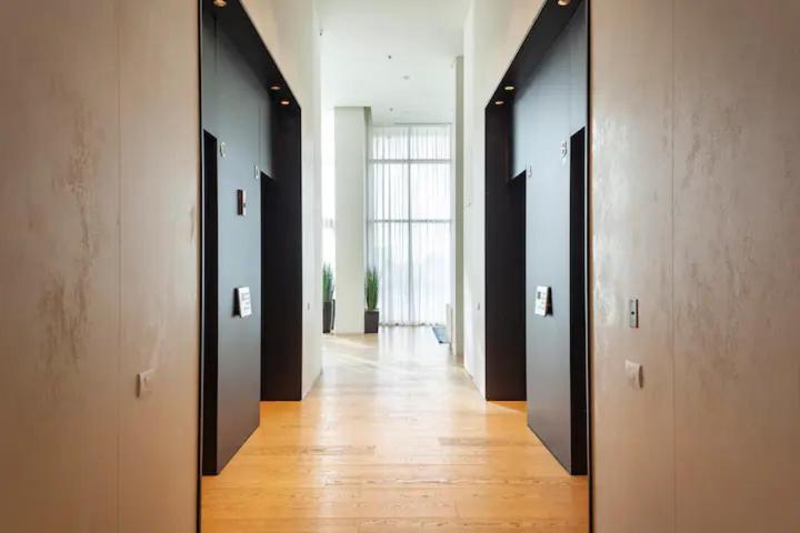 Oַ&O Group- Luxury Apt Tower Best Sea View Bat Yam Exterior foto