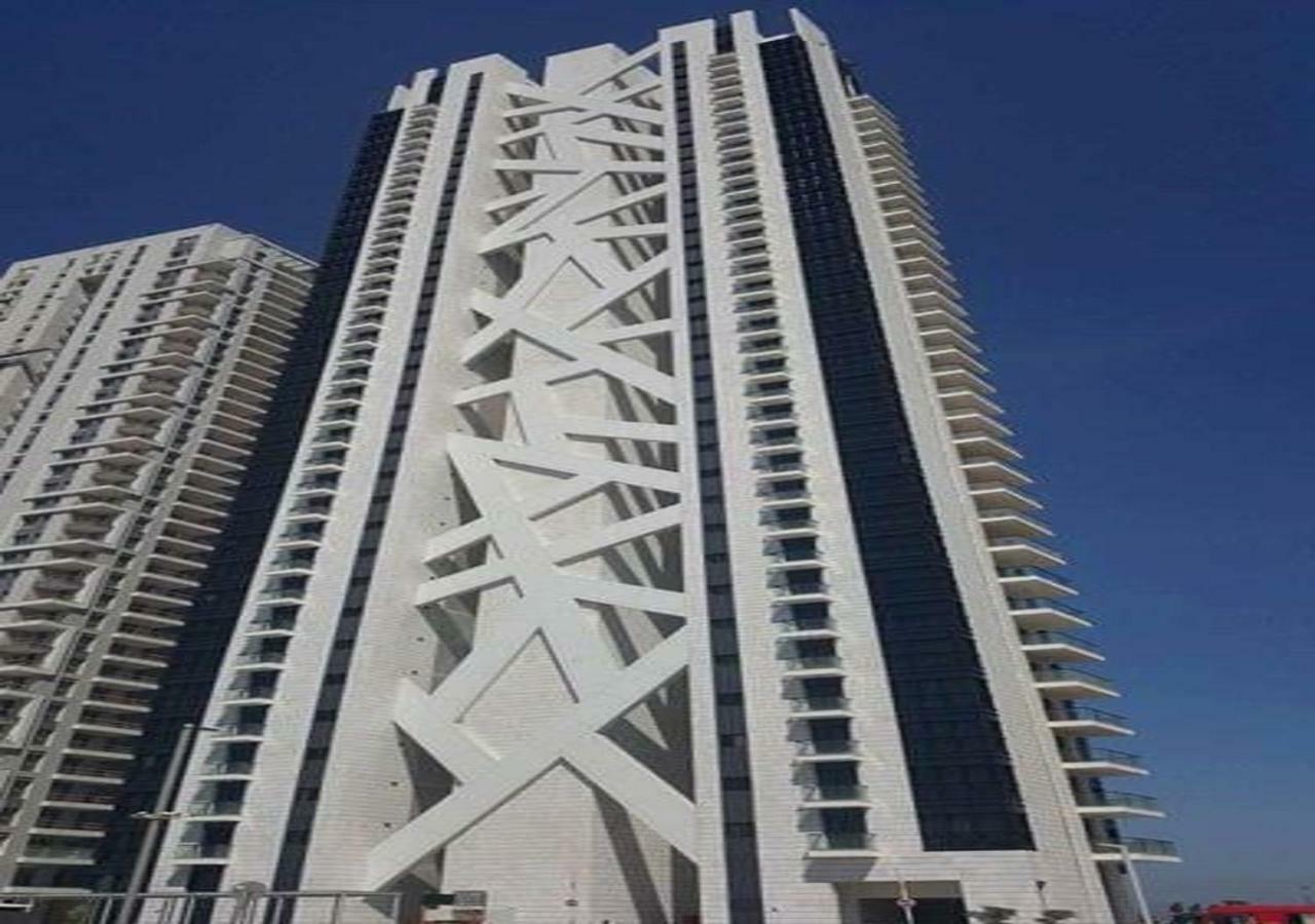 Oַ&O Group- Luxury Apt Tower Best Sea View Bat Yam Exterior foto