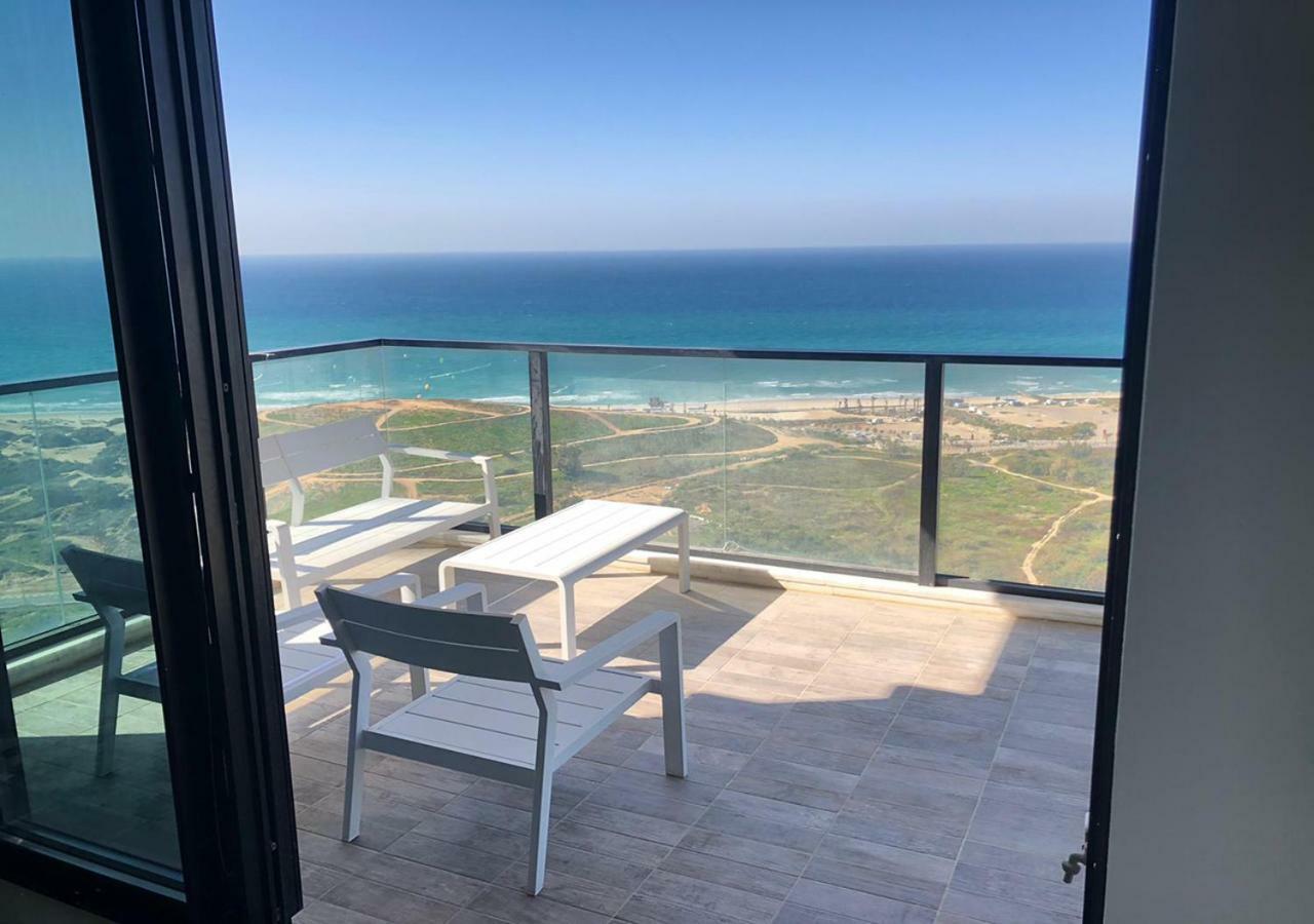 Oַ&O Group- Luxury Apt Tower Best Sea View Bat Yam Exterior foto