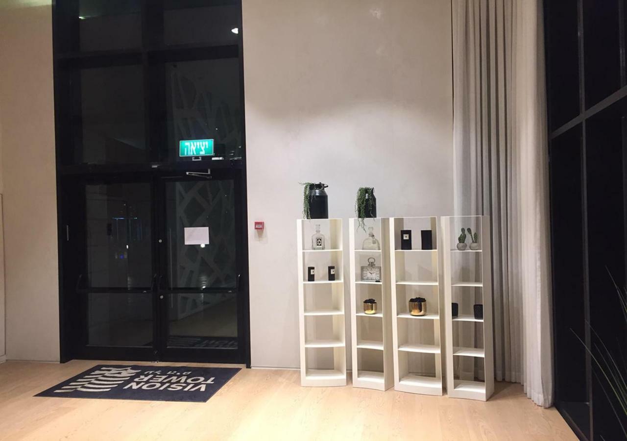 Oַ&O Group- Luxury Apt Tower Best Sea View Bat Yam Exterior foto